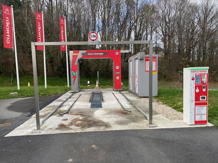 Station de lavage à Sainte-Féréole